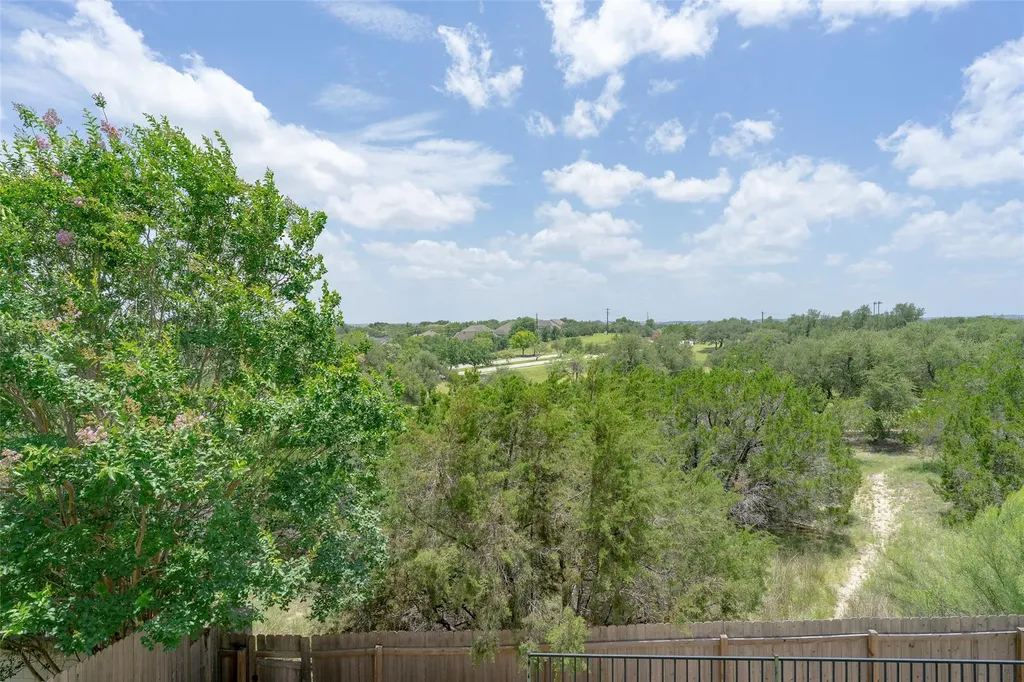 2505 Golden Gate Park Austin TX 78732