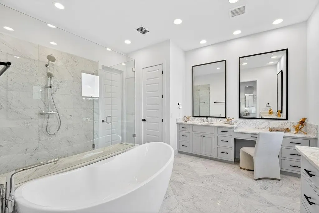 2707 Salek View Austin TX 78741