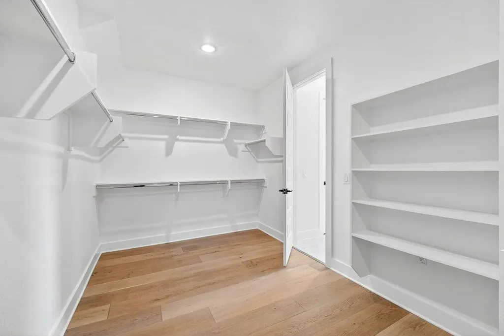 2707 Salek View Austin TX 78741