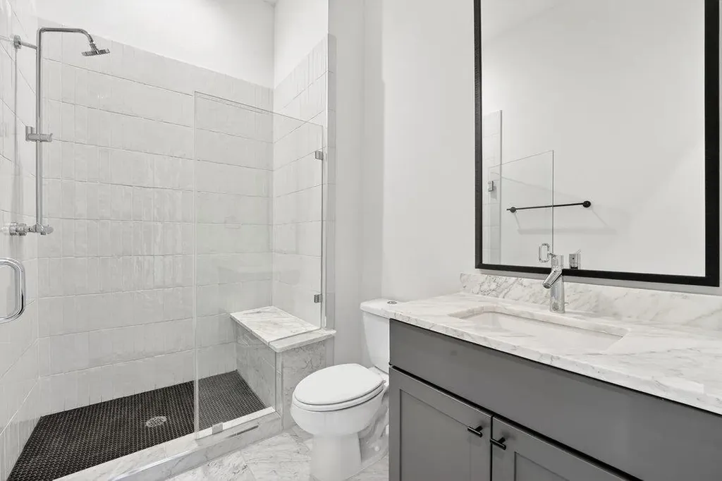 2707 Salek View Austin TX 78741