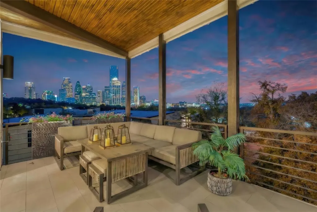 2707 Salek View Austin TX 78741