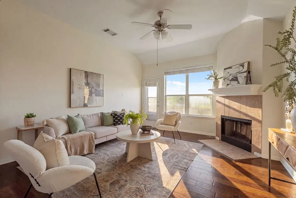 1280 Arbor Knot Drive Kyle TX 78640