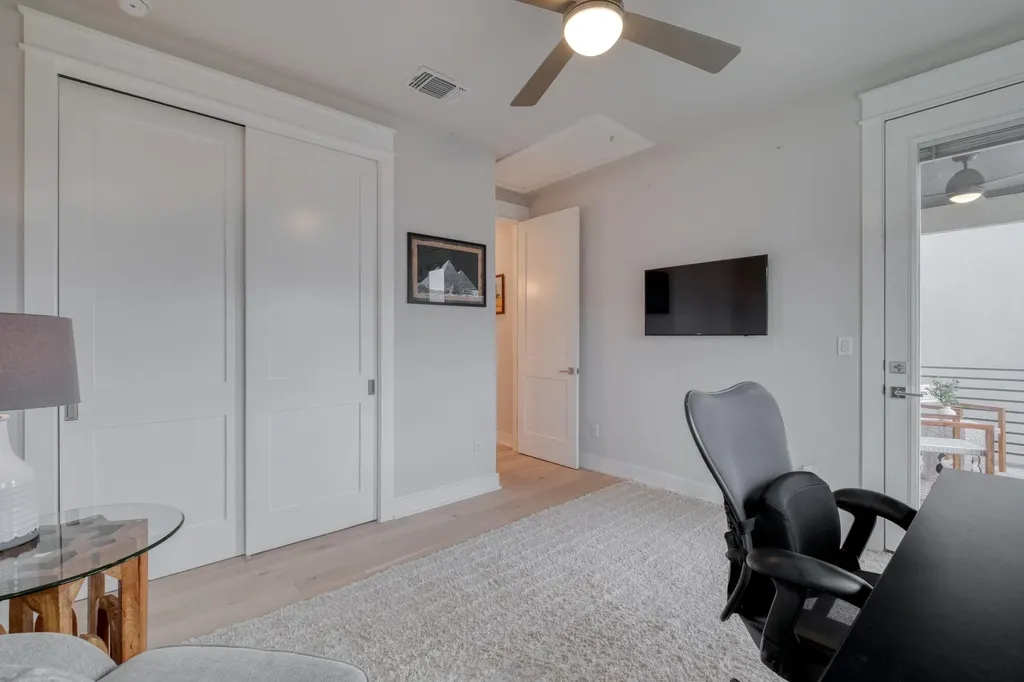 5002 E Pecan Springs Road Austin TX 78723