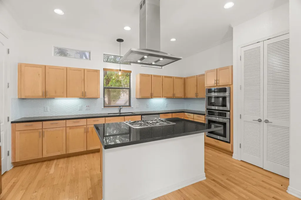 1115 Kinney Avenue Austin TX 78704