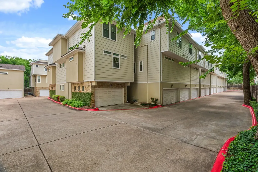 1115 Kinney Avenue Austin TX 78704