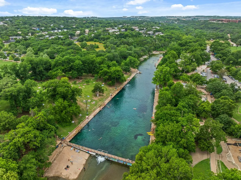 1115 Kinney Avenue Austin TX 78704