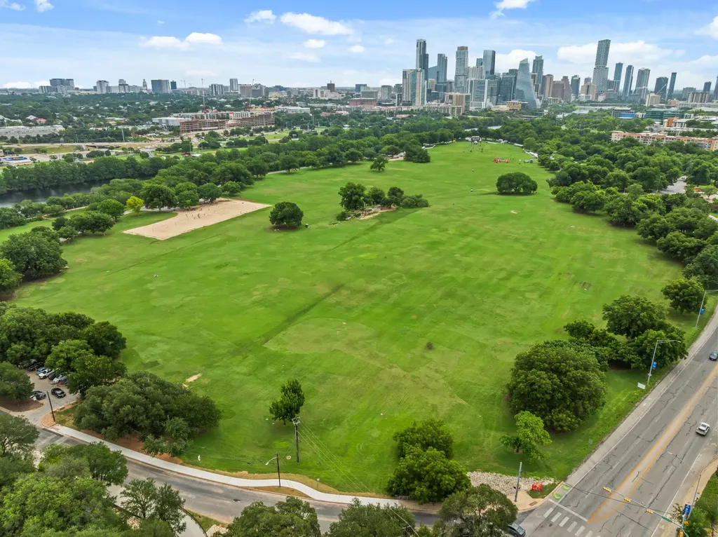 1115 Kinney Avenue Austin TX 78704