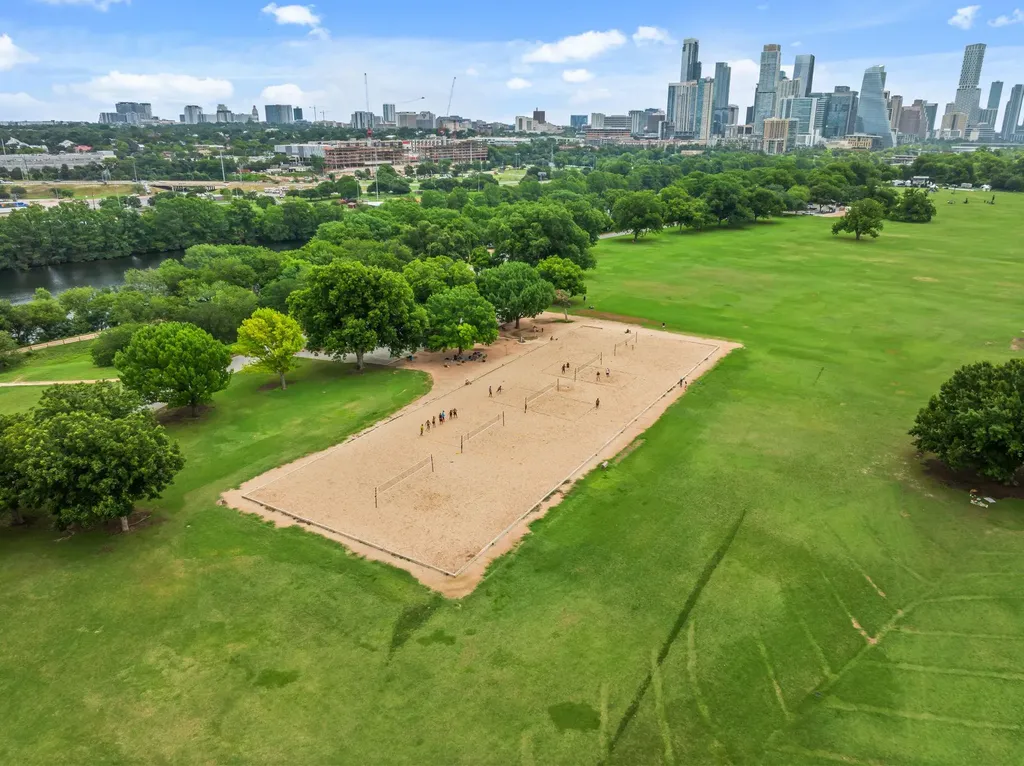 1115 Kinney Avenue Austin TX 78704