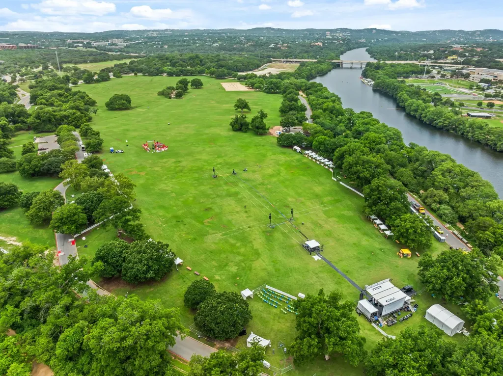 1115 Kinney Avenue Austin TX 78704