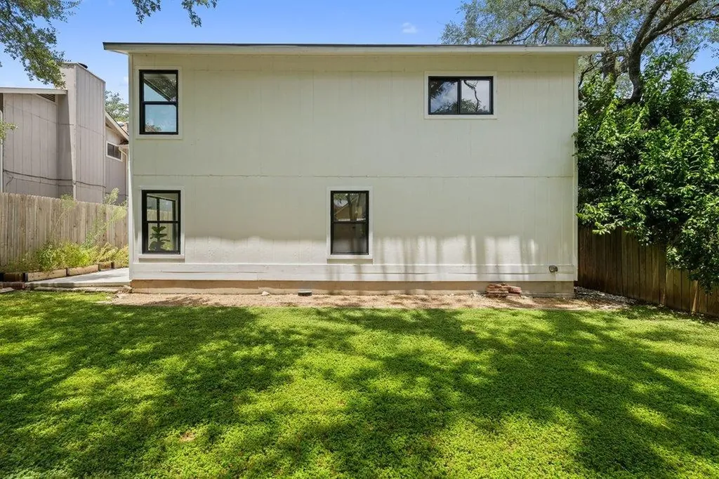 4304 Clarno Drive Austin TX 78749