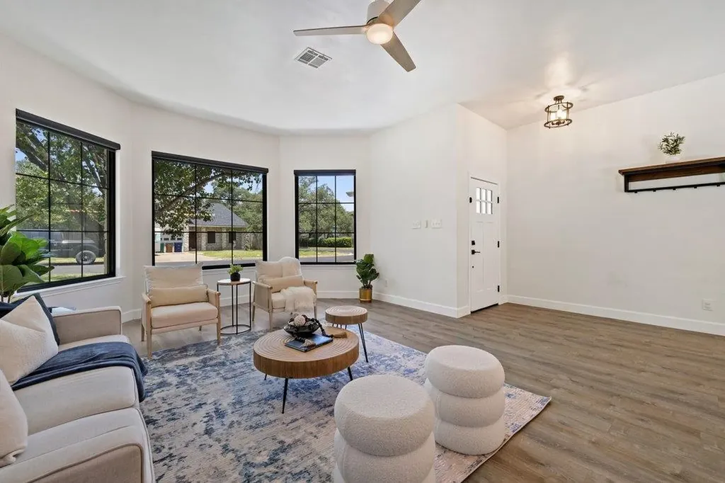 4304 Clarno Drive Austin TX 78749