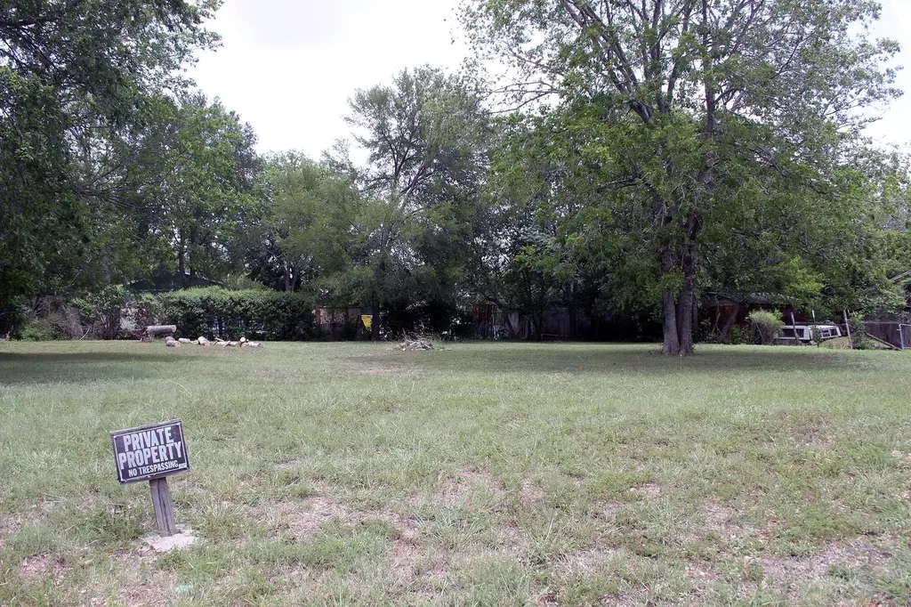 0 N Pecos Street Lockhart TX 78644