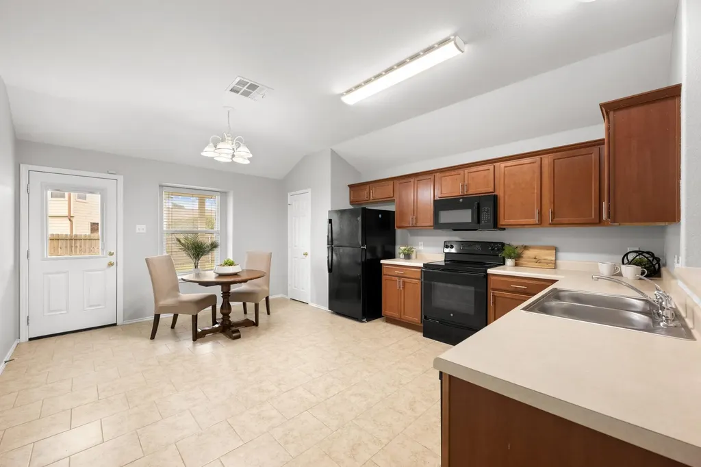 13305 Ring Drive Manor TX 78653