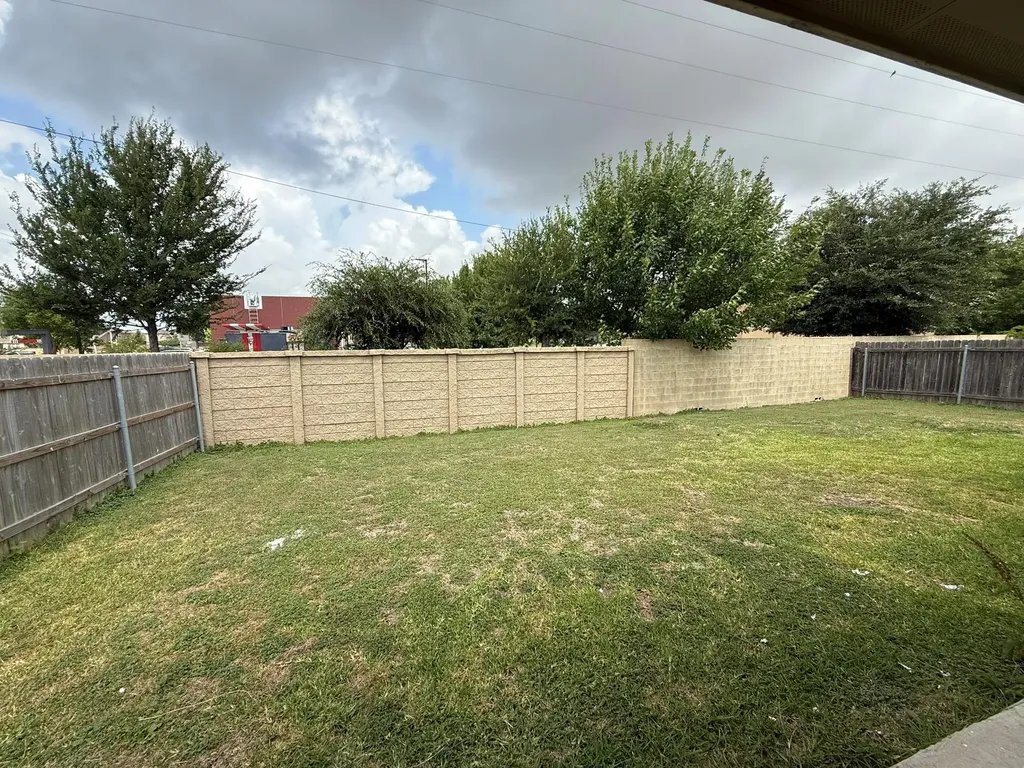 1514 Kothman Drive Hutto TX 78634