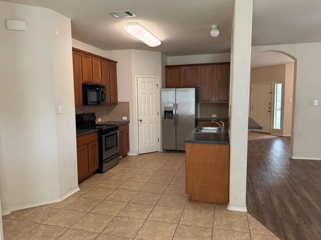 1514 Kothman Drive Hutto TX 78634