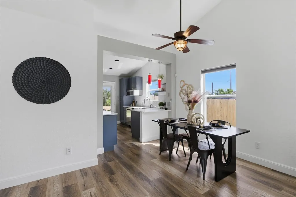 112 Prairie Springs Loop Georgetown TX 78626
