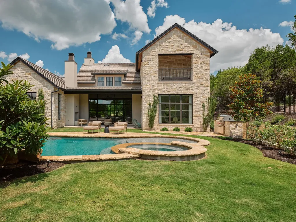 4320 Amarra Drive Austin TX 78735