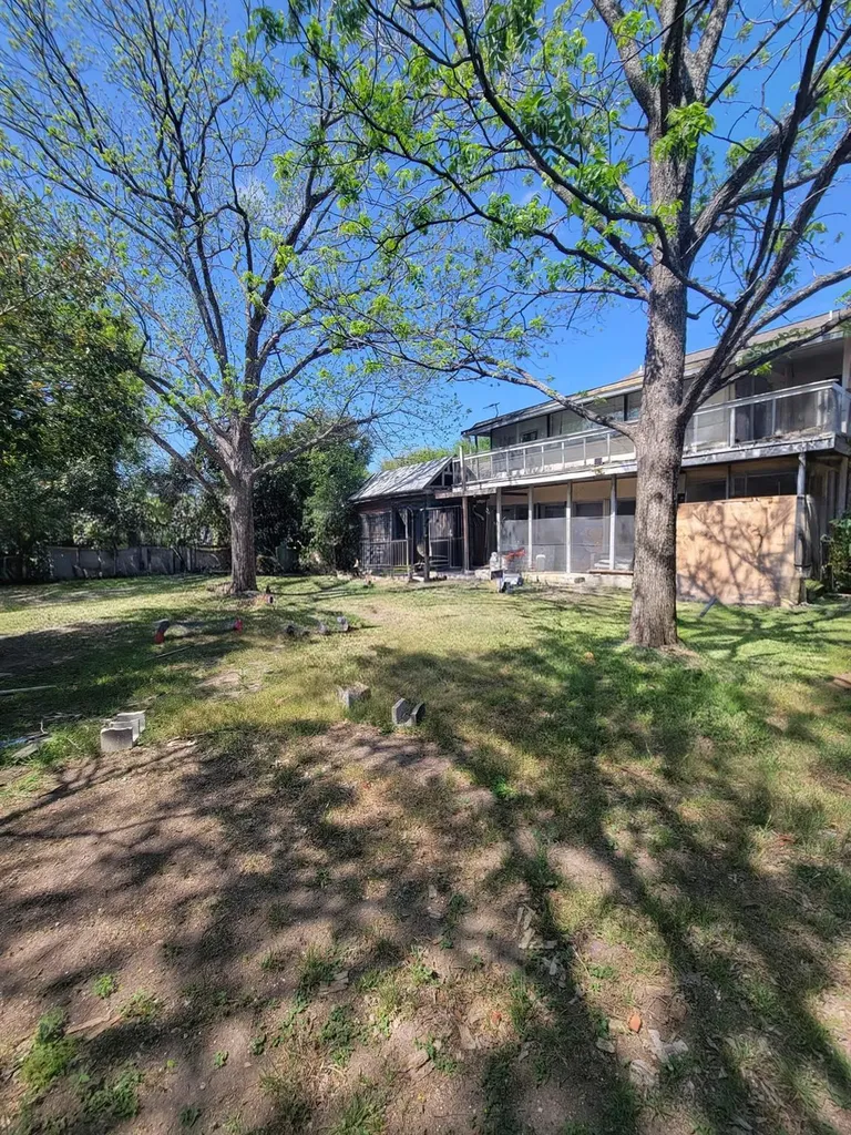 9711 Parkfield Drive Austin TX 78758