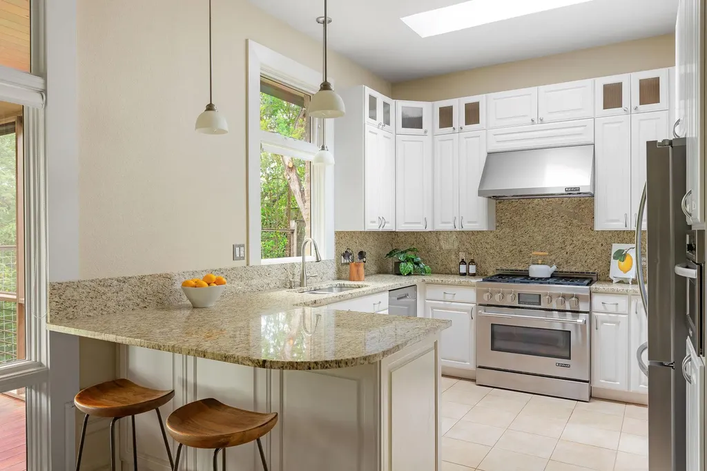 2615 Deerfoot Trail Austin TX 78704
