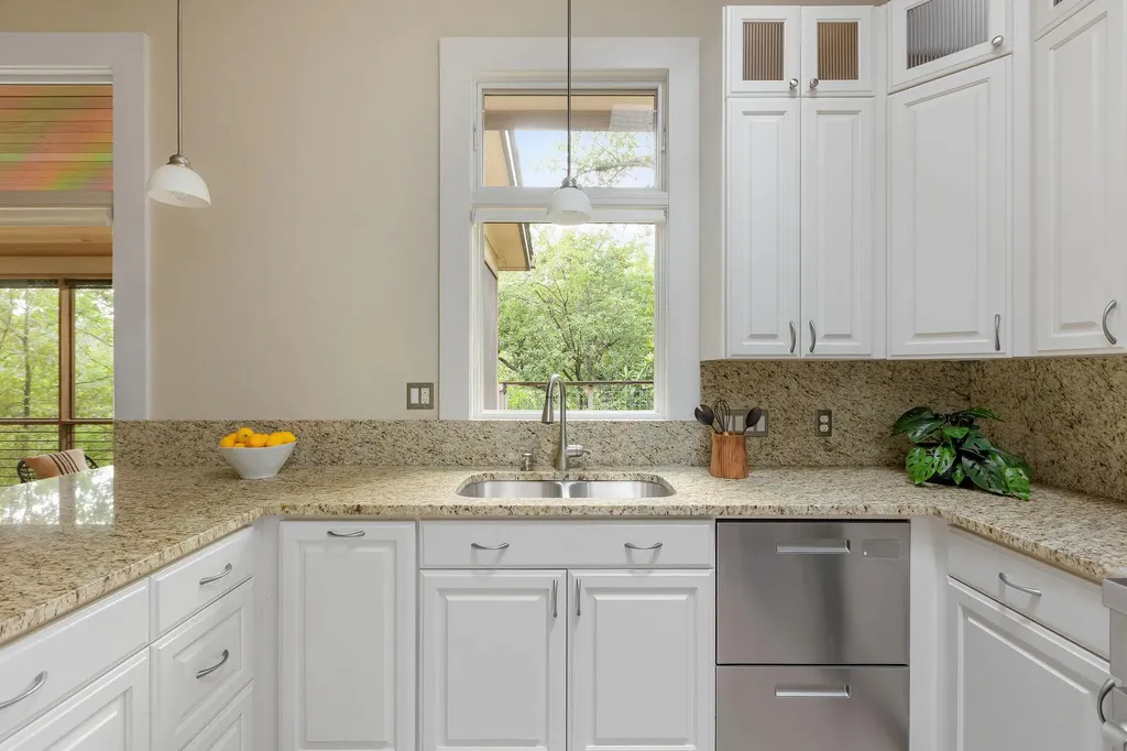 2615 Deerfoot Trail Austin TX 78704