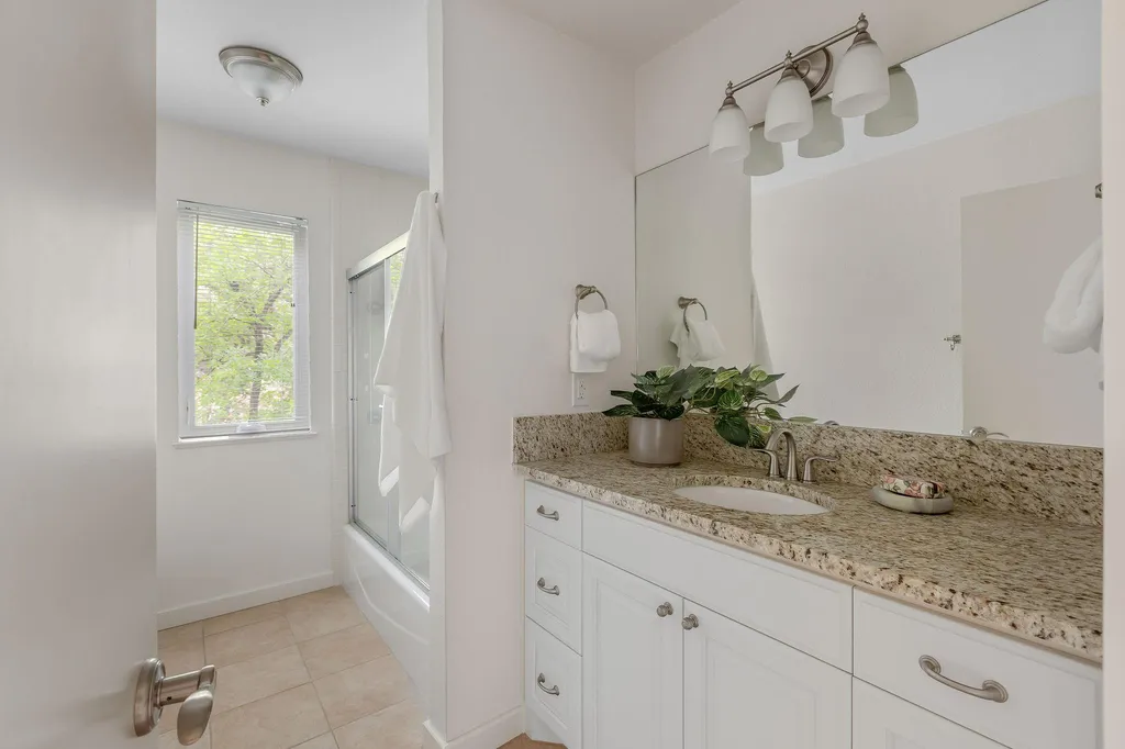 2615 Deerfoot Trail Austin TX 78704