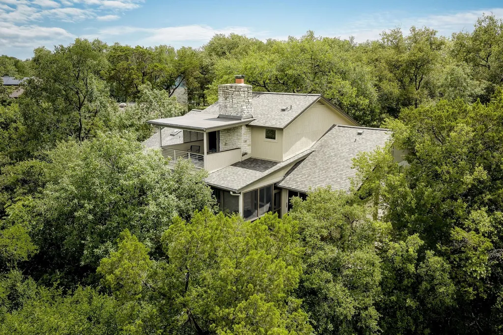 2615 Deerfoot Trail Austin TX 78704