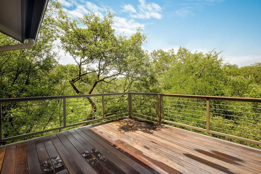 2615 Deerfoot Trail Austin TX 78704