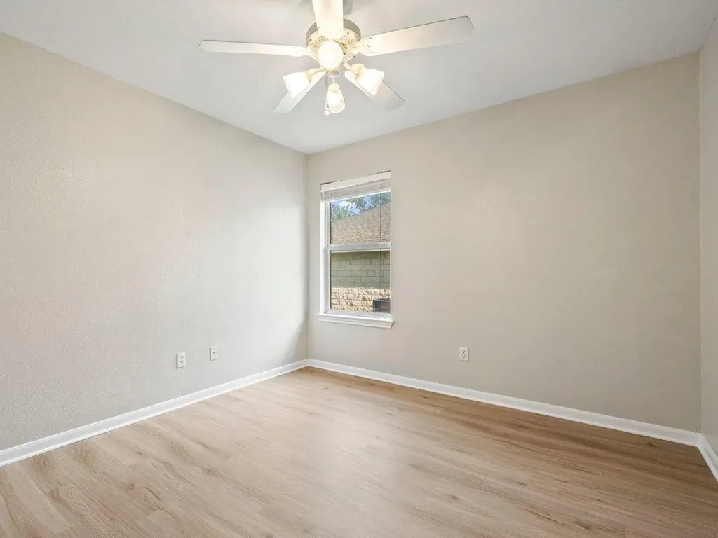 1201 Ridgewood Drive Leander TX 78641