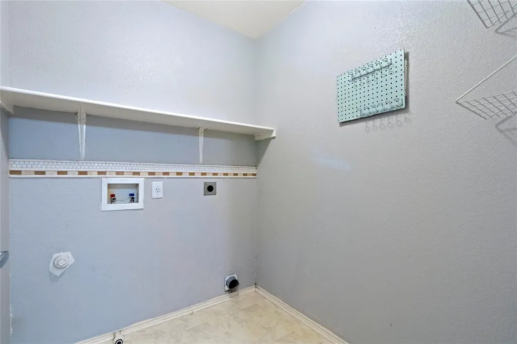 8609 Claude Court Austin TX 78747