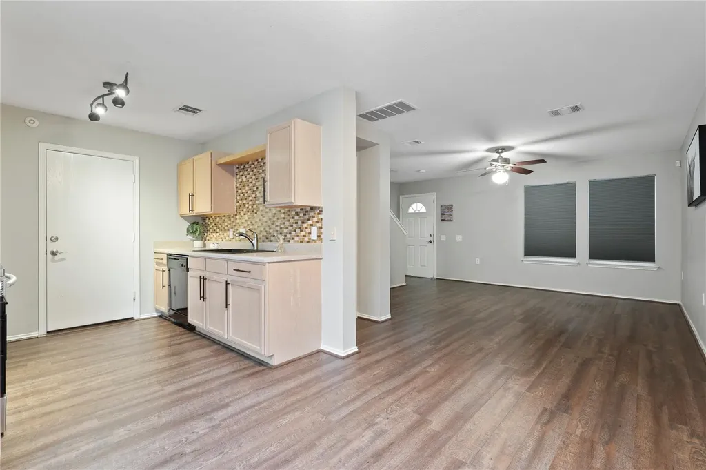 8609 Claude Court Austin TX 78747