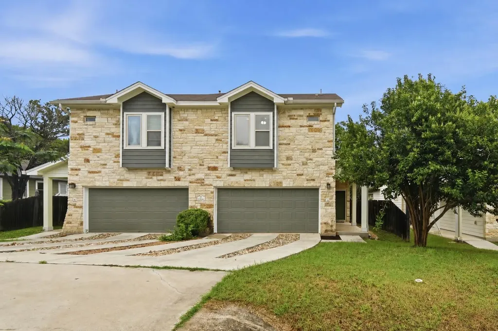3306 Thomas Kincheon Street Austin TX 78745