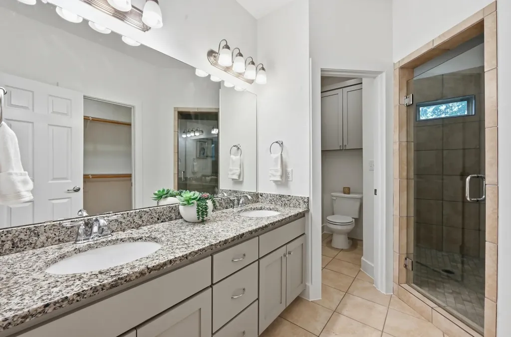 3306 Thomas Kincheon Street Austin TX 78745