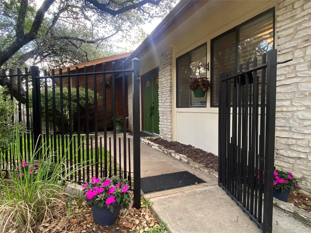 3602 Serena Woods Court Austin TX 78759