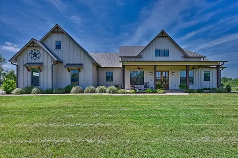 2165 County Road 250 Road Weimar TX 78962