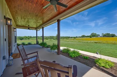 2165 County Road 250 Road Weimar TX 78962