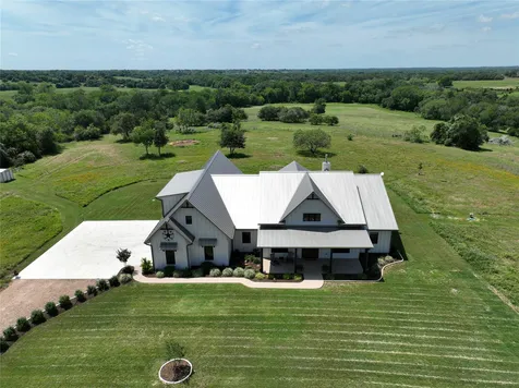 2165 County Road 250 Road Weimar TX 78962