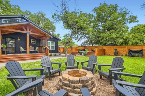 852 N Houston Avenue New Braunfels TX 78130