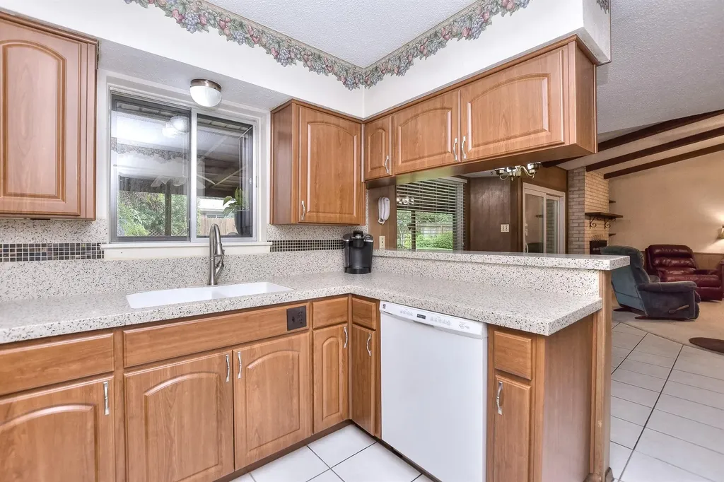 2200 Kenbridge Drive Austin TX 78757