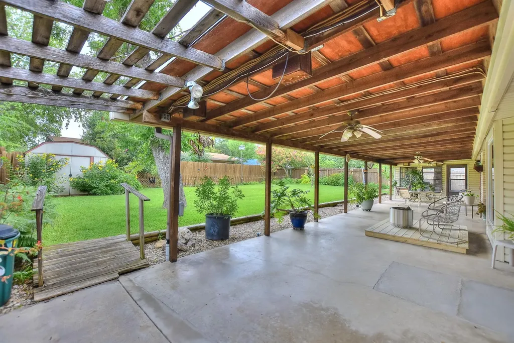 2200 Kenbridge Drive Austin TX 78757