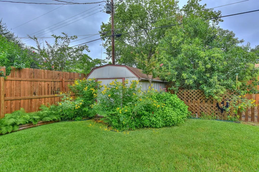 2200 Kenbridge Drive Austin TX 78757