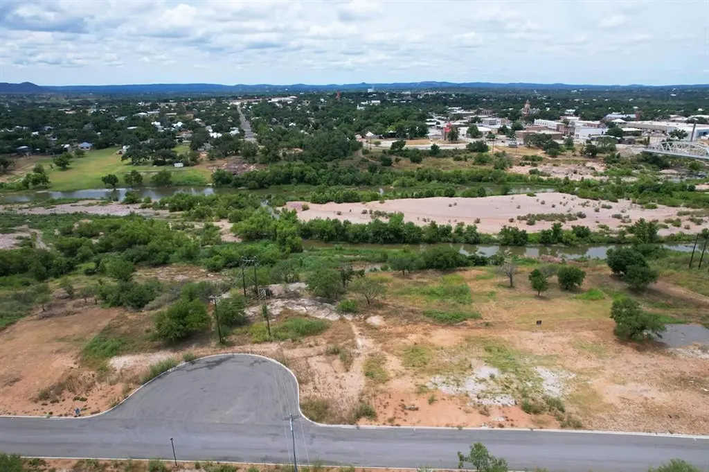 006 Walden Way Llano TX 78643