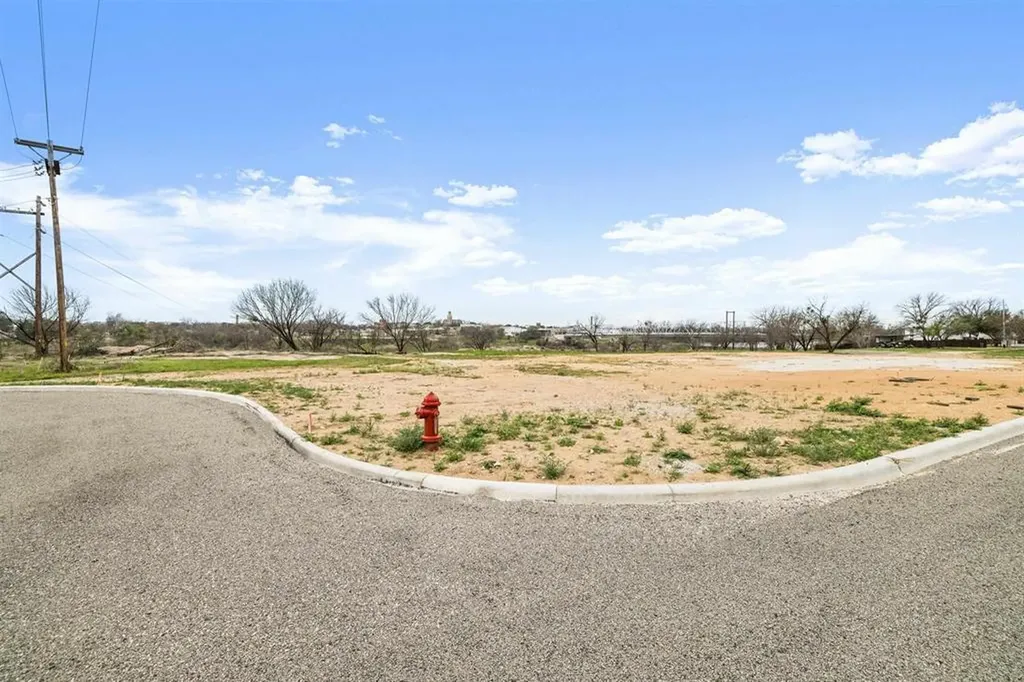 006 Walden Way Llano TX 78643