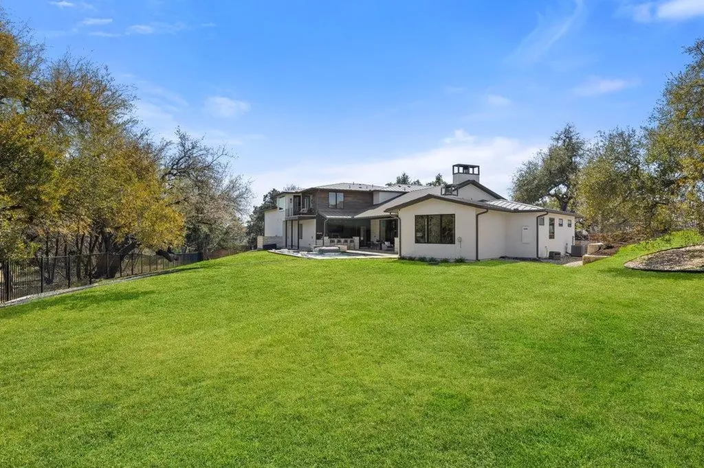 6037 W Verandero Court Austin TX 78738