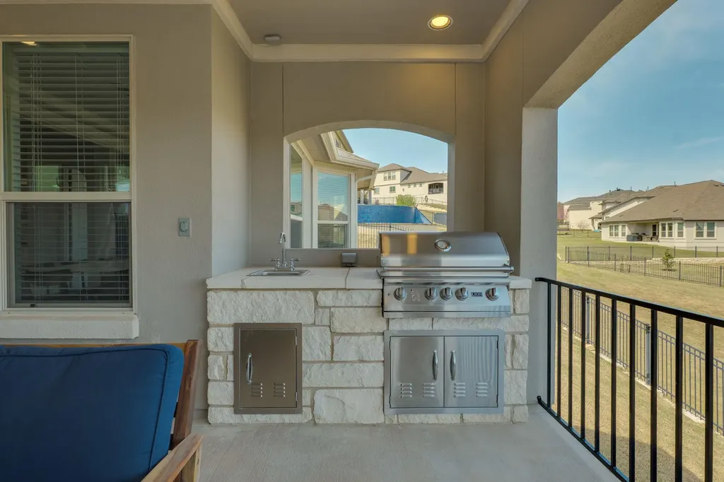 3300 Venezia View Leander TX 78641