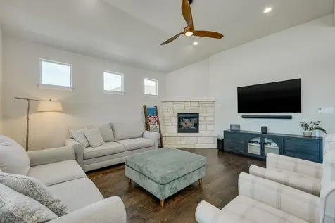 3300 Venezia View Leander TX 78641