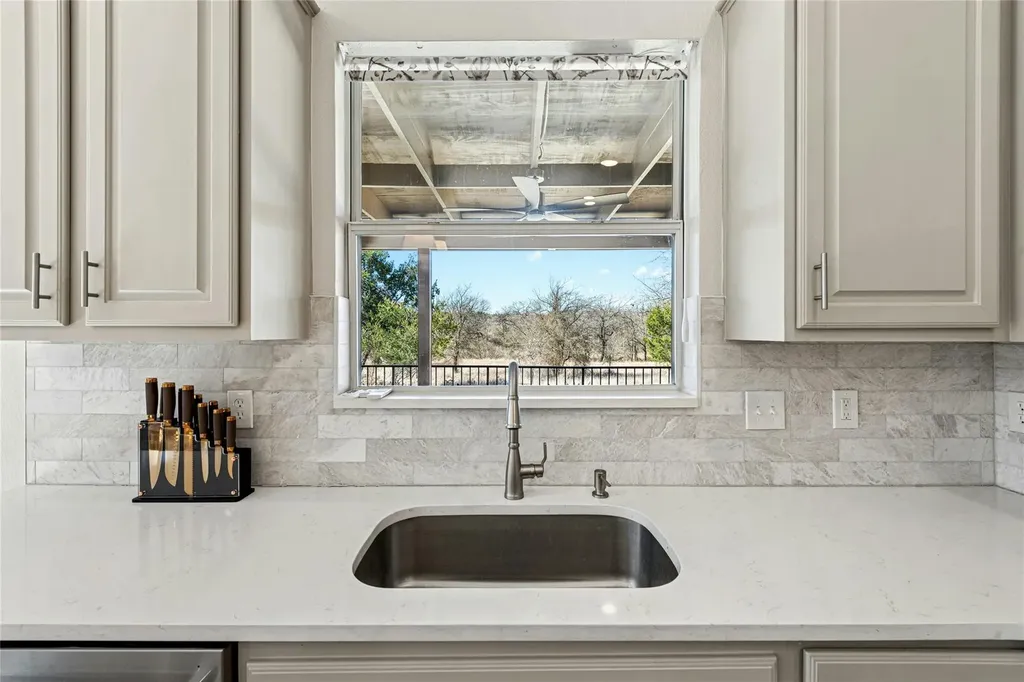 125 Crystal Springs Drive Georgetown TX 78633