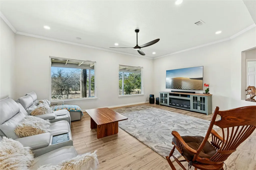 125 Crystal Springs Drive Georgetown TX 78633