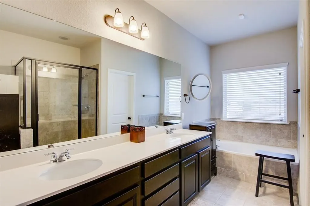 13409 Larrys Lane Manchaca TX 78652