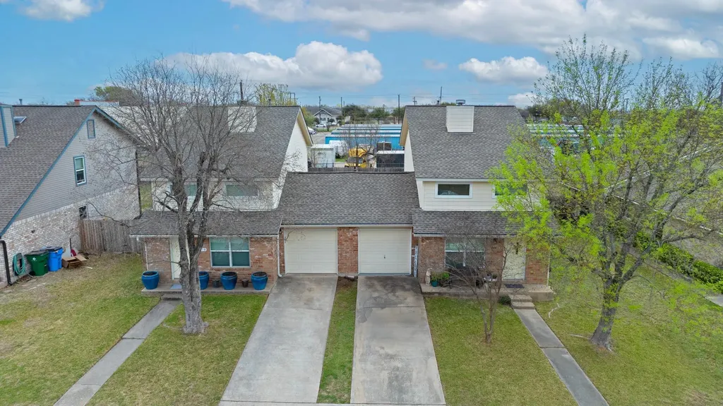 703 Valley View Drive Pflugerville TX 78660