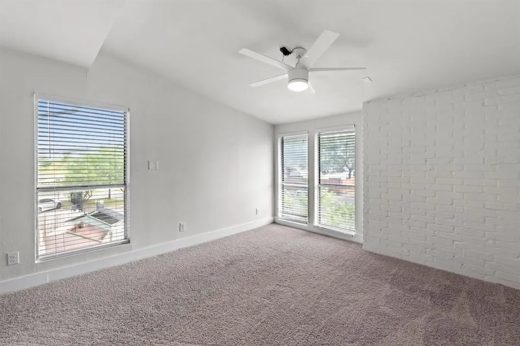 909 Reinli Street Austin TX 78751